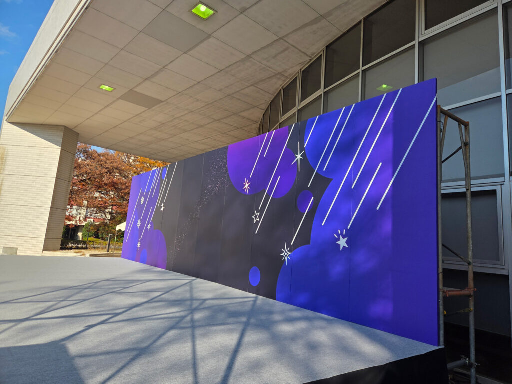 【2025年】東京の大学で行われた学園祭でステージを施工しました! 6